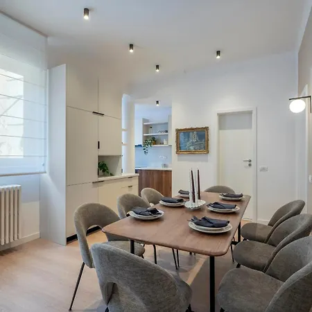 & Stylish 2br Flat Near Cismigiu Gardens