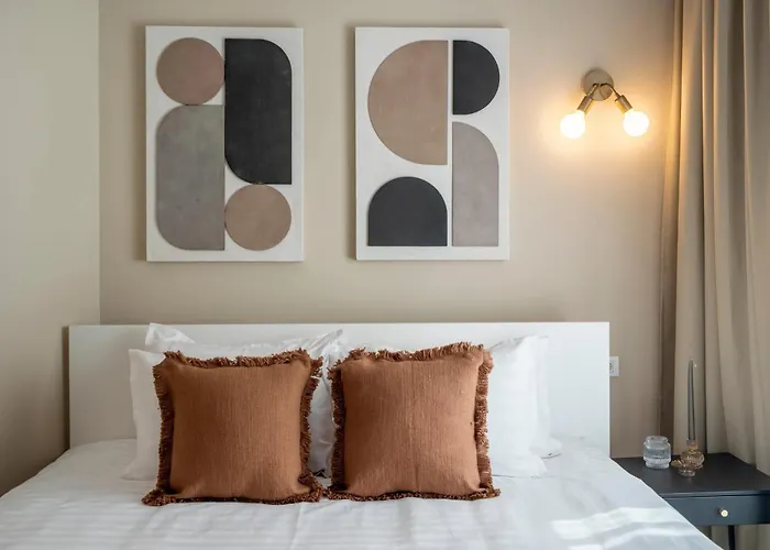 & Stylish 2br Flat Near Cismigiu Gardens *