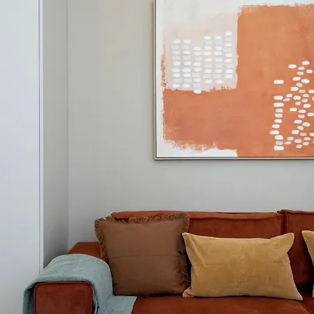 & Stylish 2br Flat Near Cismigiu Gardens 公寓