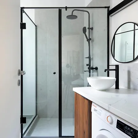 & Stylish 2br Flat Near Cismigiu Gardens 公寓 *