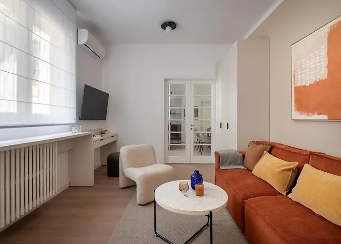 Apartament & Stylish 2br Flat Near Cismigiu Gardens Bukareszt