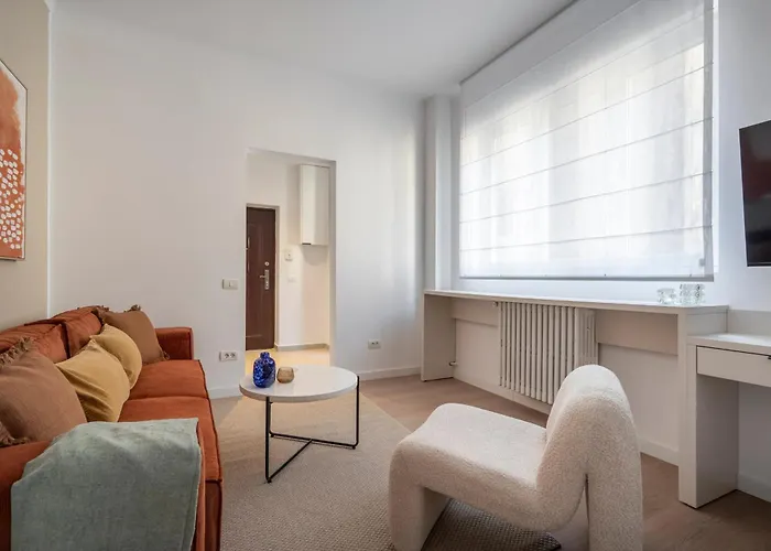 Apartment & Stylish 2br Flat Near Cismigiu Gardens Bukarest