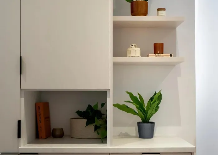 Апартаменти & Stylish 2br Flat Near Cismigiu Gardens