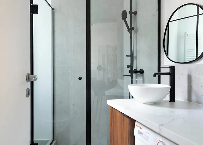 & Stylish 2br Flat Near Cismigiu Gardens Апартаменти *